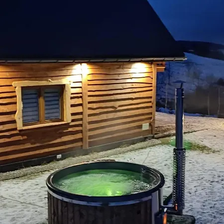 Kryjowka Yetiego Domek W Zaciszu Bieszczad Z Jacuzzi Hoczew Exterior photo