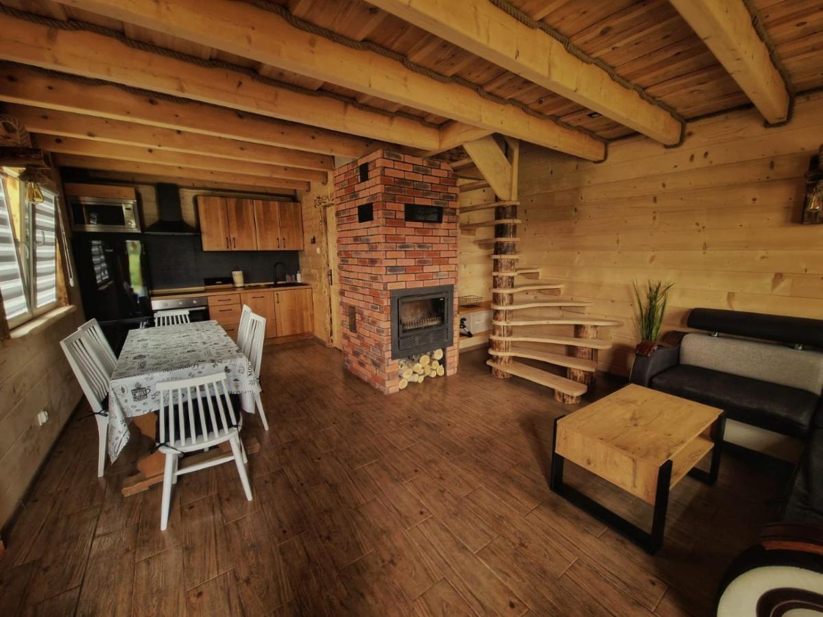 Kryjowka Yetiego W Zaciszu Bieszczad Z Jacuzzi Casa vacanze Hoczew